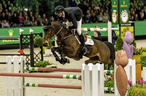 Foto Frank Schuttert met Isis © Ashley Claus.