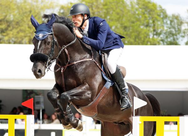 Gerben Morsink met Navarone Z tijdens het NK van 2024 in Deurne.