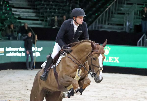 Willem Greve met zijn kampioenspaard Pretty Woman van 't Paradijs.