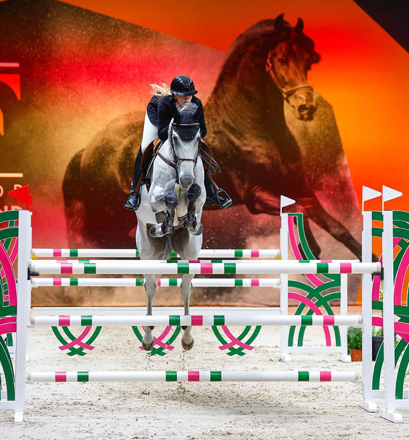 Foto Evi Wiefferink met Jucatan VDL © Digishots.