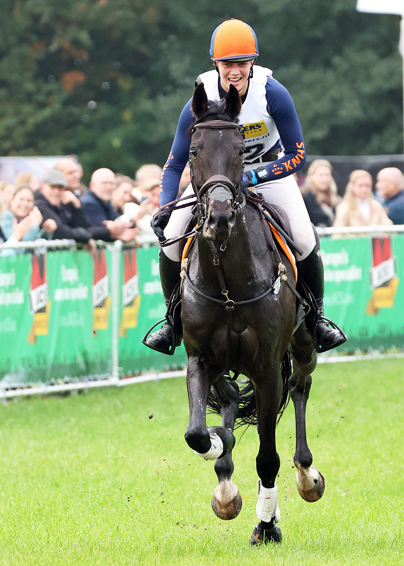 Sterre van Houte in 2025 op weg naar haar nationale titel in Boekelo. Foto © HT